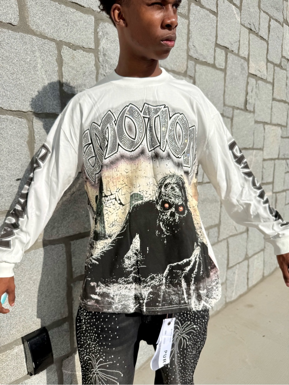White 'Emotion' Graphic Long-Sleeve Men's Shirt